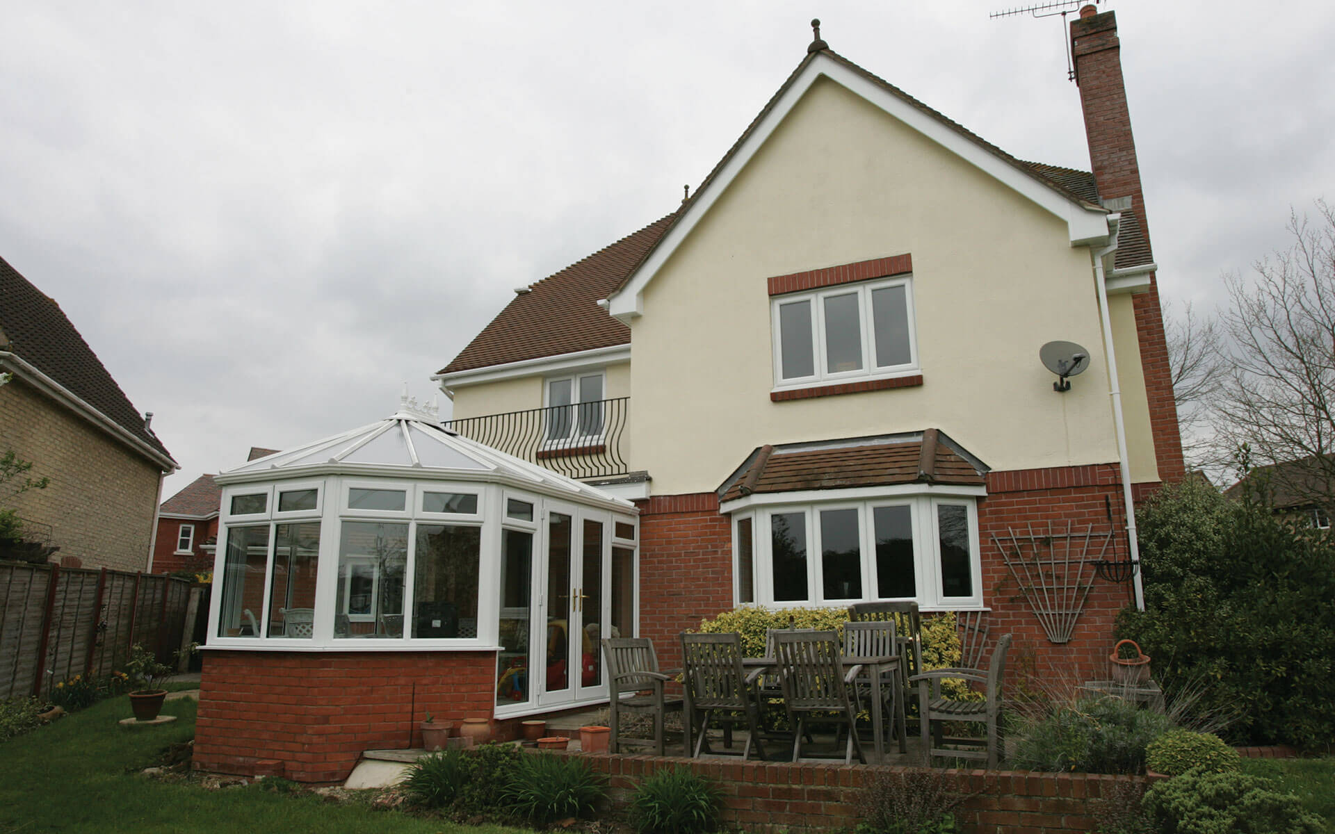 uPVC house install
